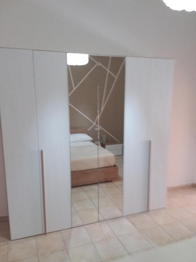 Appartamento Independence House 71 Bari Esterno foto