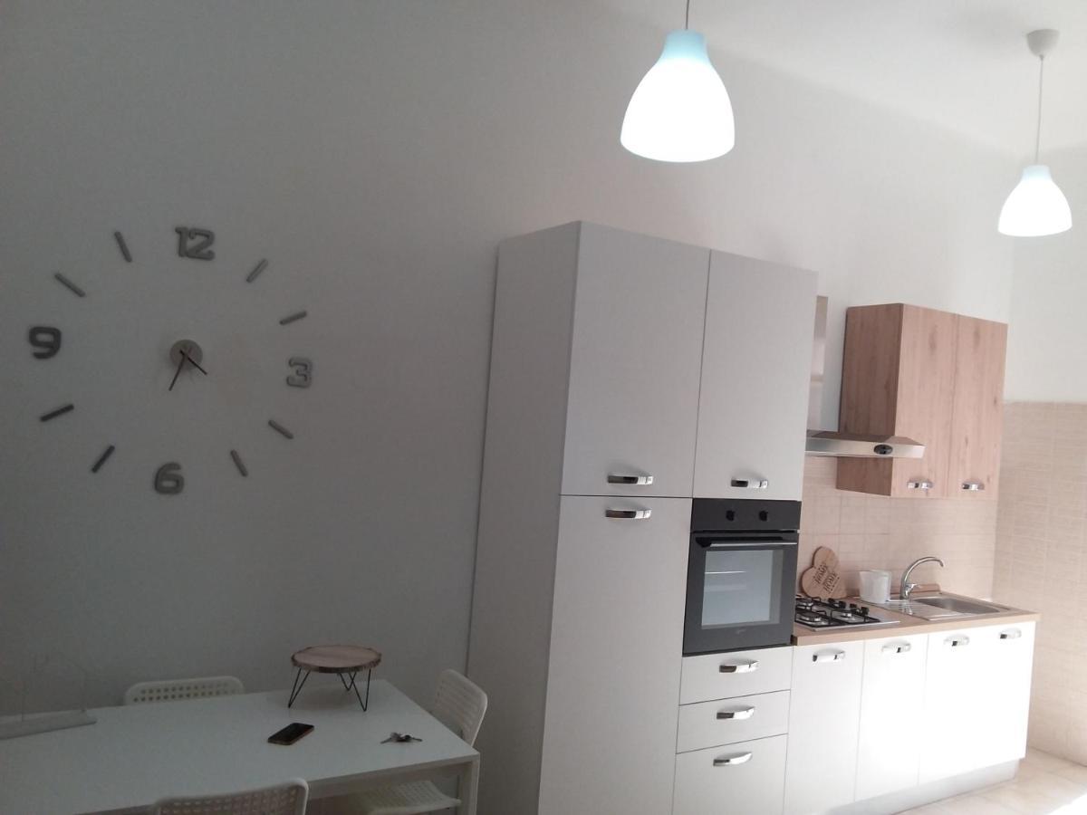 Appartamento Independence House 71 Bari Esterno foto